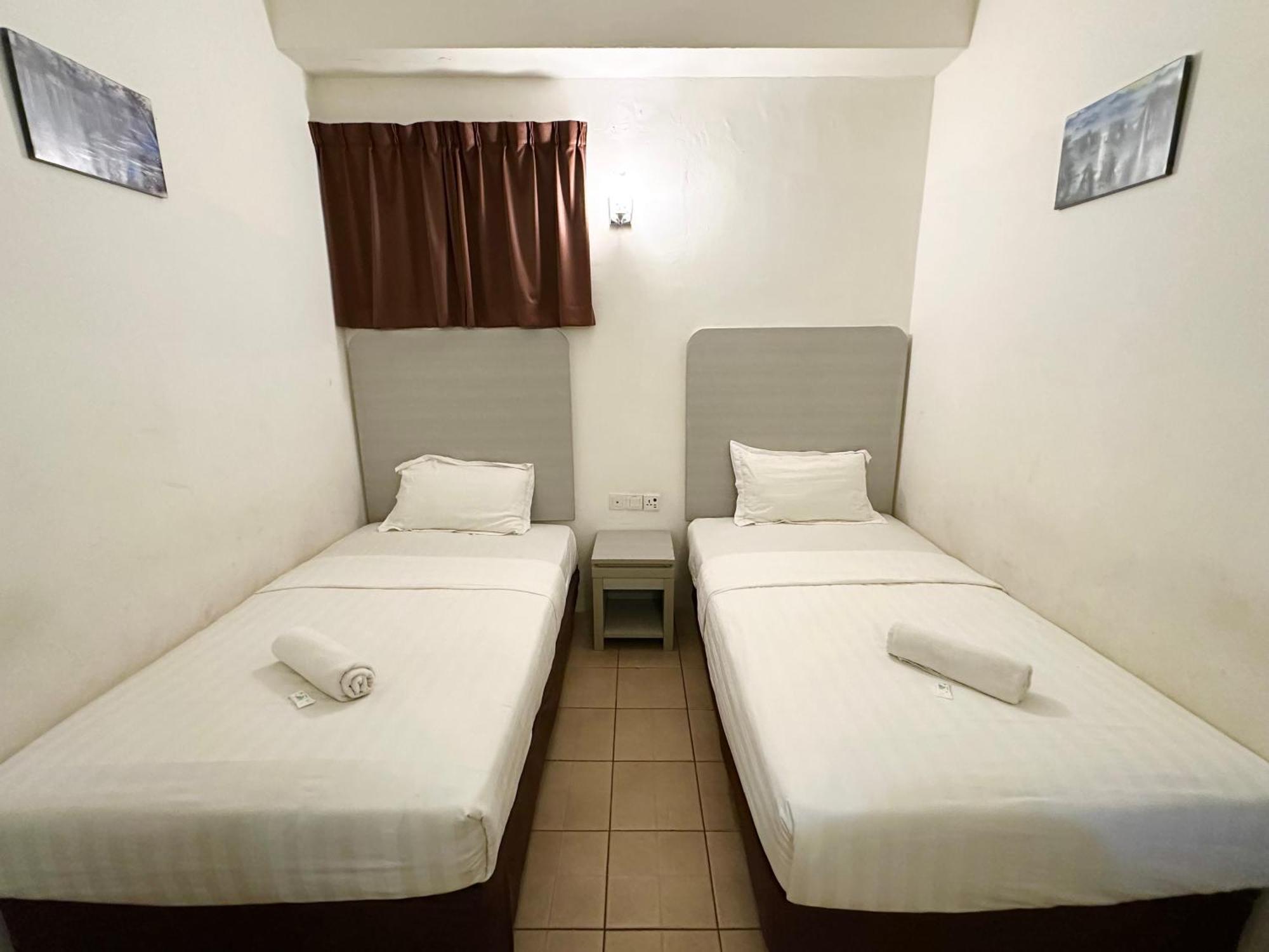 Park Hotel Kota Kinabalu Ngoại thất bức ảnh