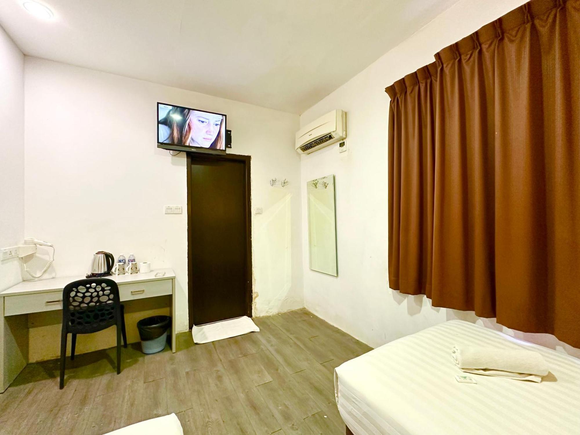 Park Hotel Kota Kinabalu Ngoại thất bức ảnh