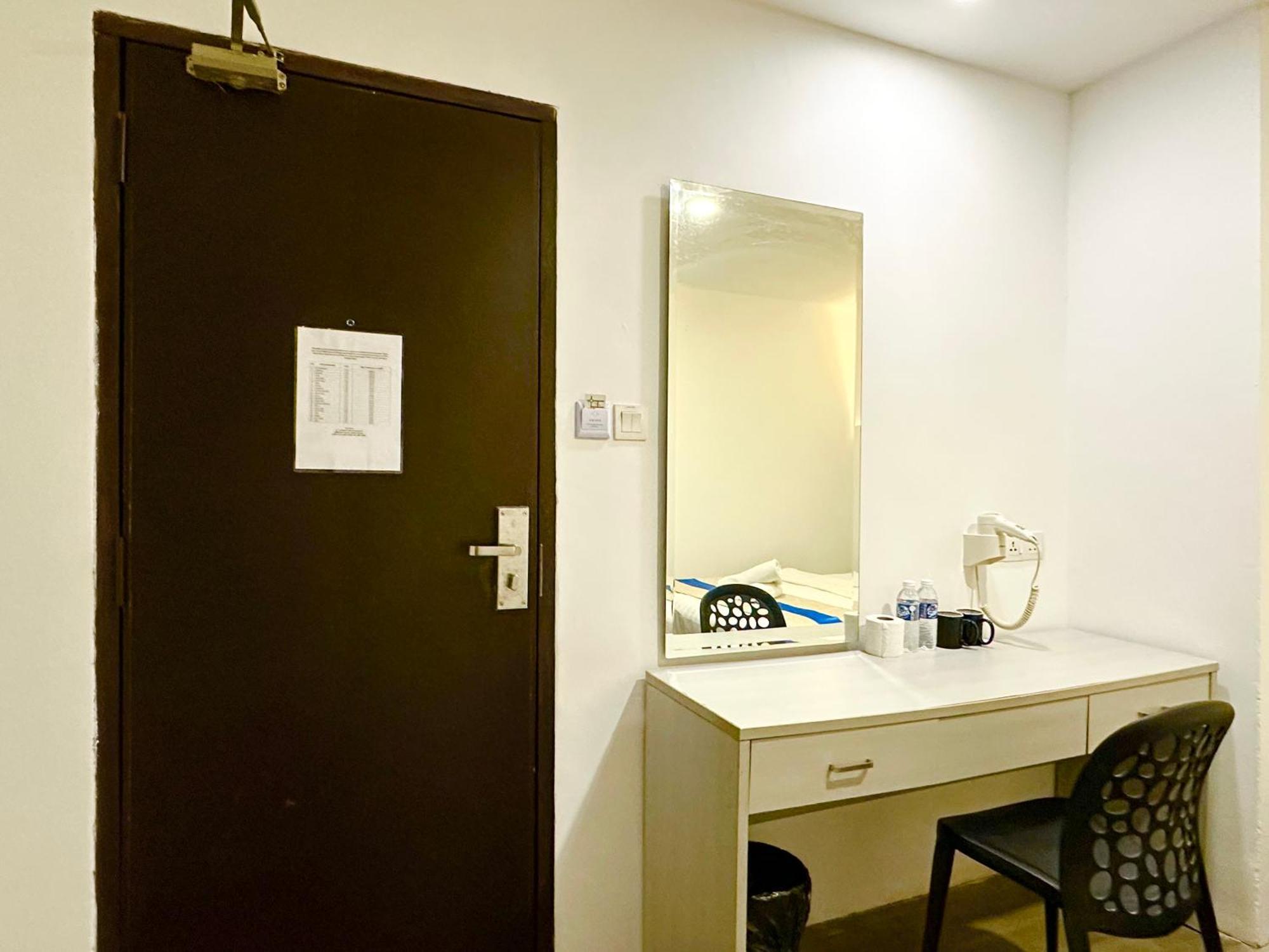 Park Hotel Kota Kinabalu Ngoại thất bức ảnh